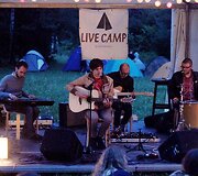 Festivalio &bdquo;Live Camp&ldquo; akimirka