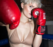 Rūtos Gajauskaitės-Krūmienės kurta bikinių kolekcija