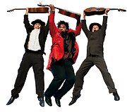 Ispanų trio &bdquo;Ol&eacute;!&ldquo; pasirodymo akimirka