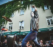 &bdquo;Neteisėtai padaryti&ldquo;