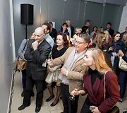 Dovilės Bilk&scaron;tienės parodos atidarymo akimirka
