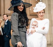 Elena Peugeot ir Laura Hanning Scarborough su dukra Margot Rose