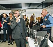 Ni&scaron;inių kvepalų pristatymo akimirka