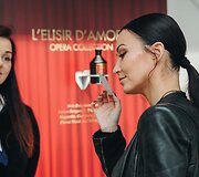Ni&scaron;inių kvepalų pristatymo akimirka
