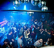 Vakarėlio klube &bdquo;Mojo Lounge&ldquo; akimirka