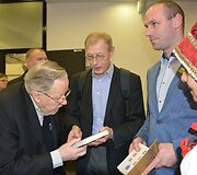 Knygos &bdquo;Varėnos kra&scaron;to dienora&scaron;čiai&ldquo; pristatymas Vilniaus knygų mugėje