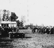 Žuvusių &bdquo;Lituanica&ldquo; lakūnų karstų sutikimas Kauno aerodrome. 1933 m. liepos 19 d.