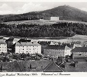 Totenbergo mauzoliejus prie&scaron; karą, žvelgiant i&scaron; miesto