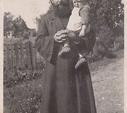 Vlado Grigaliūno žmonos tėvas, Kalnėnai
