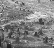 Žydų kapinės Užupyje. Kino studijos &bdquo;Belarusfilm&ldquo; filmo &bdquo;Vostočnyj koridor&ldquo; (&bdquo;Rytų koridorius&ldquo;) kadras. 1966 m.