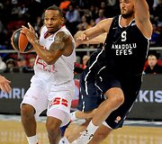 Curtis Jerrelsas Semihas Erdenas