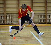 Uždarų patalpų vaikinų U-18 riedulio turnyras Dauguose 