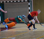 Uždarų patalpų vaikinų U-18 riedulio turnyras Dauguose 