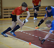 Uždarų patalpų vaikinų U-18 riedulio turnyras Dauguose 