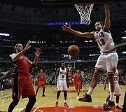 Joakimas Noah ir  Jonas Valančiūnas