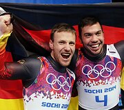 Dviviečių rogučių čempionais tapo vokiečiai Tobias Wedlas ir Tobias Arltas
