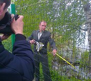 Aplinkosaugininkai pradėjo griauti neleistinas tvoras prie vandens telkinių
