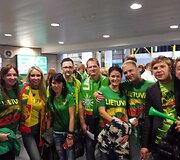 Lietuvos krep&scaron;inio sirgaliai Vilniaus oro uoste