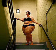 Yossi Loloi projekto &bdquo;Full Beauty&ldquo; modeliai