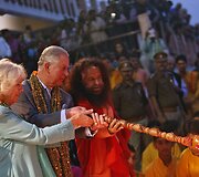Princas Charlesas, Camilla ir Chidanandas Saraswatiji