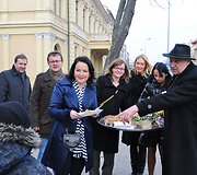 Gimtadienio torto dalybos praeiviams