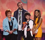Maree Cheatham, Zoranas Korachas, Cameronas Ocasio irAriana Grande