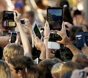 Karali&scaron;kosios britų poros susitikimas su Brisbeno gyventojais