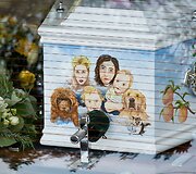 Peaches Geldof palydėta į paskutinę kelionę