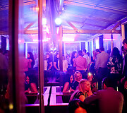 &Scaron;e&scaron;tadienio linksmybės klube &bdquo;Mojo Lounge&ldquo;