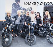 &bdquo;Racing Ladies&ldquo; fotosesija