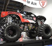 SEMA 2013: lenktyniniai automobiliai 