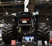 SEMA 2013: lenktyniniai automobiliai 