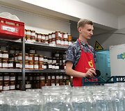 &bdquo;Maisto banko&ldquo; savanoriai: i&scaron;metamo maisto yra dar keturiskart daugiau, nei &scaron;iandien i&scaron;daliname