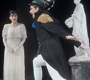 Vilniaus mažasis teatras kviečia Klaipėdiečius dovanoti &scaron;venti&scaron;ką vakarą - spektaklis &bdquo;Maskaradas&ldquo;