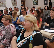 Marijampolės vie&scaron;ojoje bibliotekoje pristatyta etnokultūrinė paroda &bdquo;Lietuva &ndash; pabėgėlių galimybių &scaron;alis&ldquo;/ nuotr. E.Augustaitės