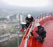 Statybininkai alpinistai-auk&scaron;talipiai