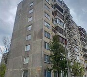 Pastatas prie&scaron; auk&scaron;talipių darbus