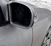 I&scaron;draskyti Pauliaus Bgdanavičiaus automobilio veidrodėliai