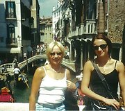 Margarita Drobiazko kartu su pasaulio čempione Marija Butyrskaja Venecijoje (2000m.)