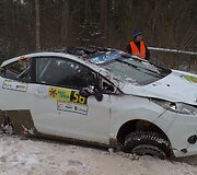 L.Diržininko ir D.Strižano automobilis po avarijos