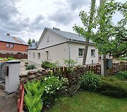 Pasvalyje po namu atsivėrė smegduobė