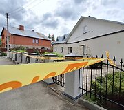 Pasvalyje po namu atsivėrė smegduobė