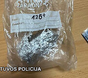 Uostamiesčio teisėsauga sulaikė asmenis, pas kuriuos rasta galimai narkotinių medžiagų