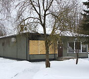 Raguvėlėje padegta parduotuvė