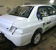 Automobilis antradienį ryte