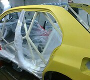 Automobilis pirmadienį ryte