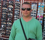 Saulės akinių pardavėjas Raimondas Kazlauskas