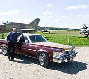 Istorinių automobilių ralio dalyviai