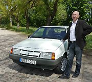Istorinių automobilių ralio dalyviai