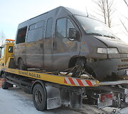 Apgadintas mikroautobusas